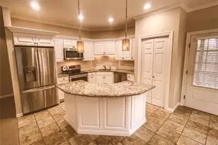 38 Canfield Dr, Shelton, CT 06484 - Photo 4