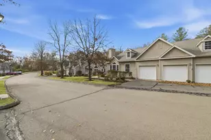 25 Hamden Hills Dr, Hamden, CT 06518 - Photo 24