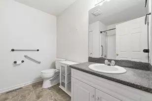 25 Hamden Hills Dr, Hamden, CT 06518 - Photo 8