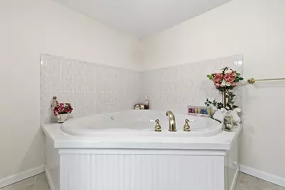 25 Hamden Hills Drive #69, Hamden, CT 06518 - Photo 14