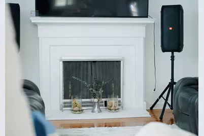 533 Clinton Avenue, Bridgeport, CT 06605 - Photo 12