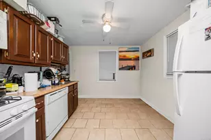 150 Alexander Dr, Bridgeport, CT 06606 - Photo 4