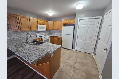 136 Meridian Street #110, Groton, CT 06340 - Photo 8