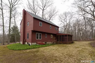 40 Deerfield Dr, Guilford, CT 06437 - Photo 8