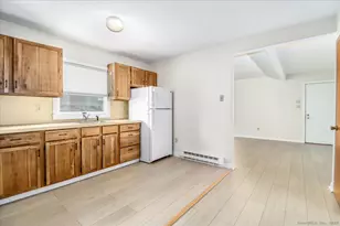 14 Elm St, New Milford, CT 06776 - Photo 2