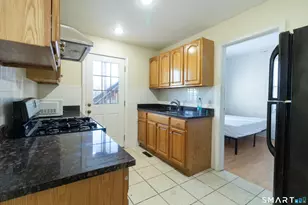 28 Terrace Ave, West Haven, CT 06516 - Photo 6