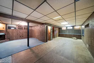 4 Sorrento Ave, East Haven, CT 06512 - Photo 18