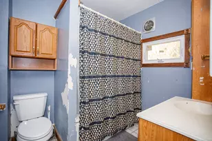 27 West St, New London, CT 06320 - Photo 16