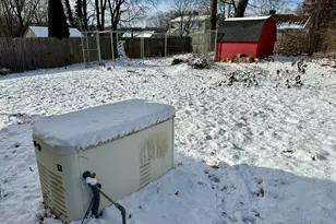 34 Hillside St, Meriden, CT 06451 - Photo 2