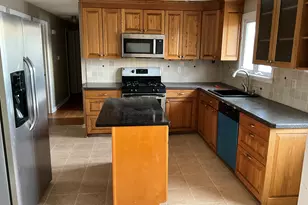 175 Post Oak Rd, Stratford, CT 06614 - Photo 12