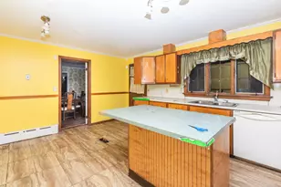 855 Prospect St, Hamden, CT 06517 - Photo 12