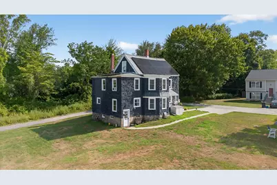 35 Menghi Street, New London, CT 06320 - Photo 6