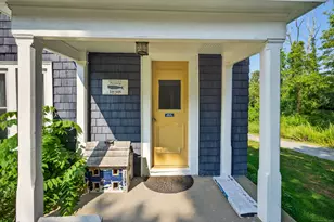 35 Menghi St, New London, CT 06320 - Photo 2