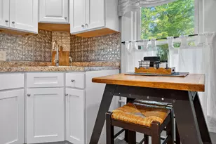 35 Menghi St, New London, CT 06320 - Photo 14