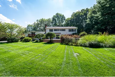 136 Knobloch Lane, Stamford, CT 06902 - Photo 30