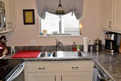 504 Heritage Village #B, Southbury, CT 06488 - Photo 6
