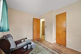 5 Assumption St, New Haven, CT 06513 - Photo 10