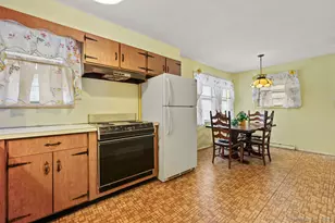 5 Assumption St, New Haven, CT 06513 - Photo 22