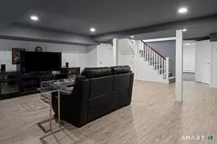 330 Hycliff Terrace, Stamford, CT 06902 - Photo 30