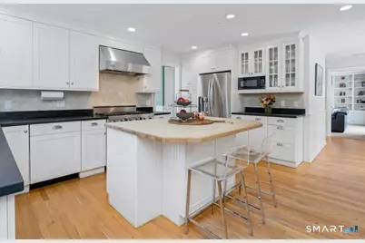 330 Hycliff Terrace, Stamford, CT 06902 - Photo 12