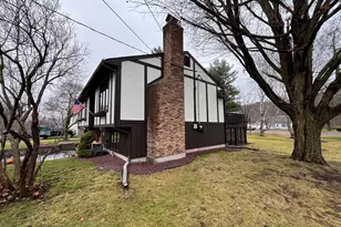 419 Gracey Ave, Meriden, CT 06451 - Photo 4