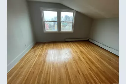 29 Olive Street, New Britain, CT 06051 - Photo 8