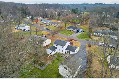 10 Valley Stream Drive, Danbury, CT 06811 - Photo 4