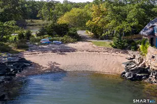 84 Johnsons Point Rd, Branford, CT 06405 - Photo 10