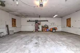 2071 Middletown Ave, North Branford, CT 06472 - Photo 26