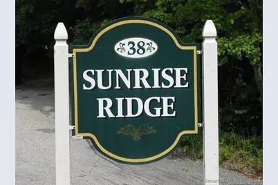 38 Padanaram Avenue #20-B, Danbury, CT 06811 - Photo 1