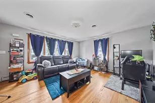 127 Fairfield Ave, Waterbury, CT 06708 - Photo 10