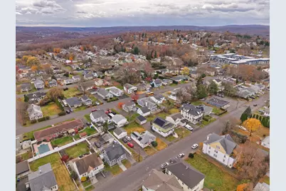 127 Fairfield Avenue, Waterbury, CT 06708 - Photo 2