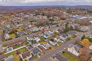 127 Fairfield Ave, Waterbury, CT 06708 - Photo 2