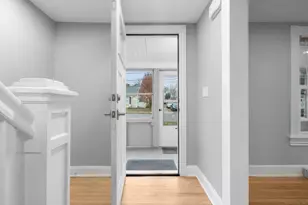 21 Ormond St, Milford, CT 06461 - Photo 4