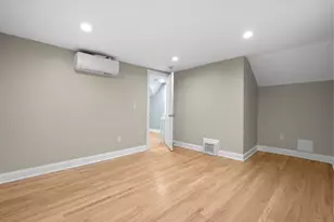 21 Ormond St, Milford, CT 06461 - Photo 32