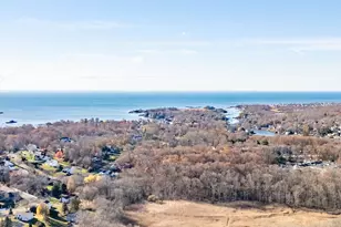 21 Brainerd Rd, Branford, CT 06405 - Photo 12