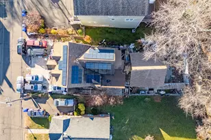 21 Brainerd Rd, Branford, CT 06405 - Photo 6