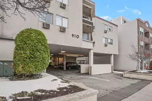 910 Hope St, Stamford, CT 06907 - Photo 1