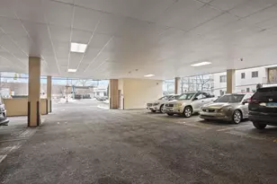 910 Hope St, Stamford, CT 06907 - Photo 32