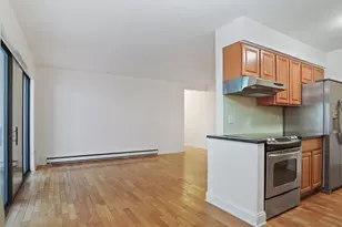 910 Hope St, Stamford, CT 06907 - Photo 8