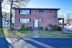 139 Phyllis Dr, Naugatuck, CT 06770 - Photo 1