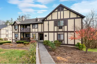 20 Chatham Court #20, Brookfield, CT 06804 - Photo 1