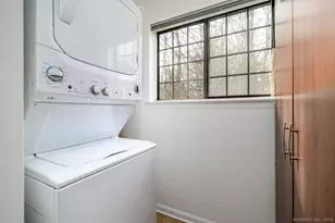 20 Chatham Ct, Brookfield, CT 06804 - Photo 16