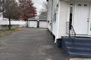 341 Tolland St, East Hartford, CT 06108 - Photo 18