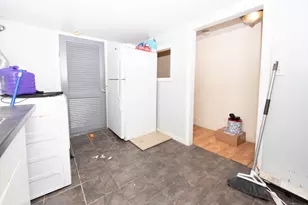 70 Pleasantview Ave, Bridgeport, CT 06606 - Photo 22