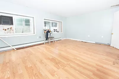 70 Pleasantview Avenue, Bridgeport, CT 06606 - Photo 18