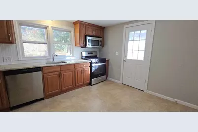 14 West Forrest Drive, Enfield, CT 06082 - Photo 8