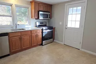 14 W Forrest Dr, Enfield, CT 06082 - Photo 8