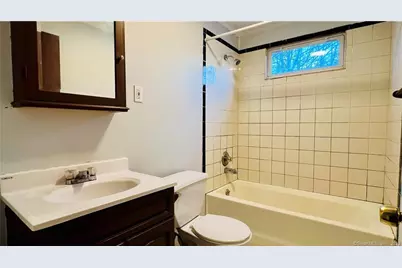 3 Elm Drive, West Hartford, CT 06110 - Photo 12