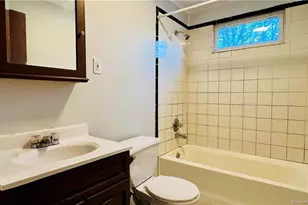 3 Elm Dr, West Hartford, CT 06110 - Photo 12